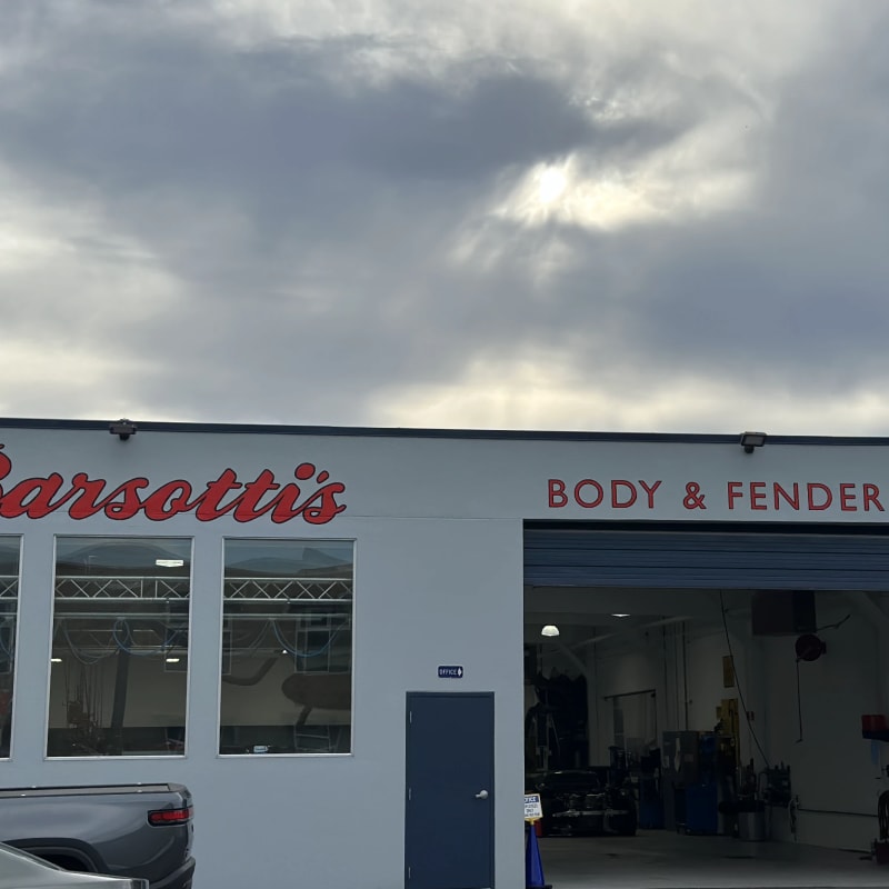 Painted Barsotti’s Body & Fender facade lettering in San Rafael