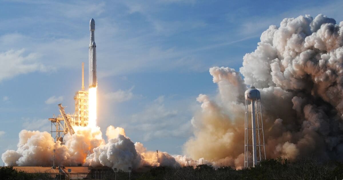 SpaceX IPO: Why Tesla Investors Should Brace for a Massive Capital Rotation