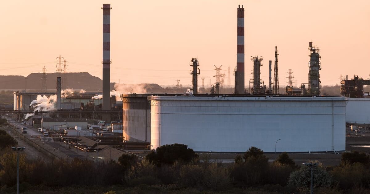 Middle East Tensions: How Rising Oil Prices Impact Your Indian Stock Portfolio
