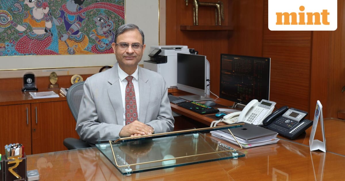 RBI's Rupee Signal: Unlocking India's Next Bull Run?