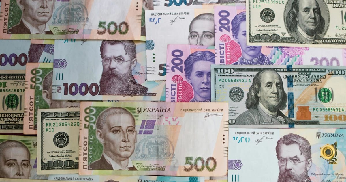 Stablecoins Top 95 Nations' FX Reserves: India's Digital Gold Rush?