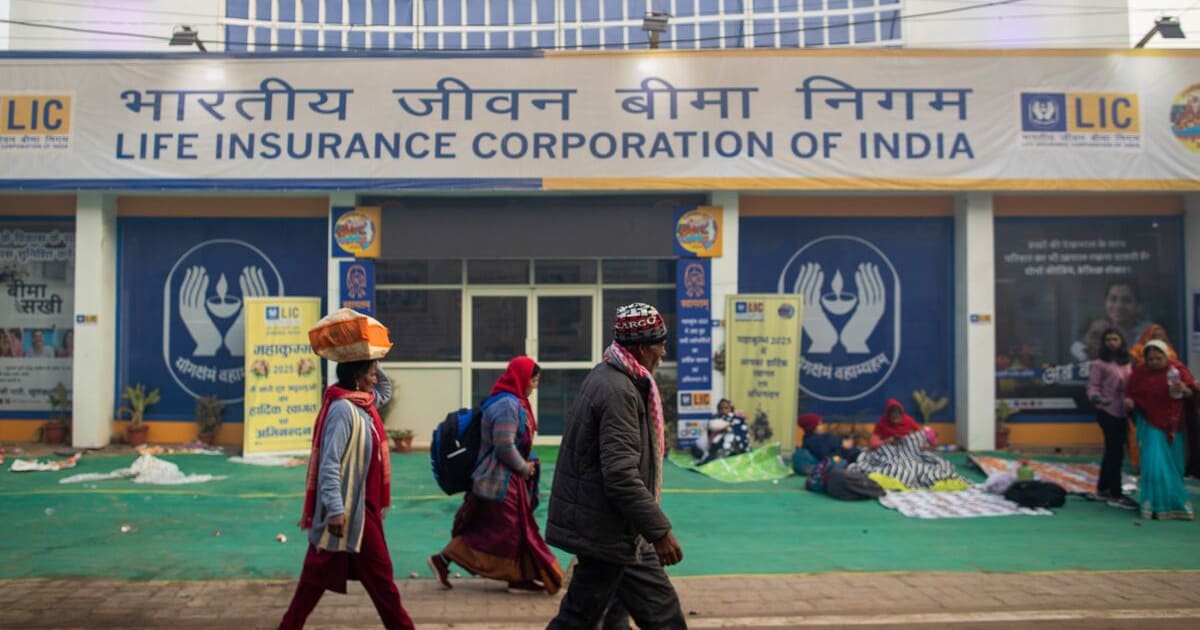 LIC Stake Sale: India Bets ₹10,000 Cr on Global Index Inclusion