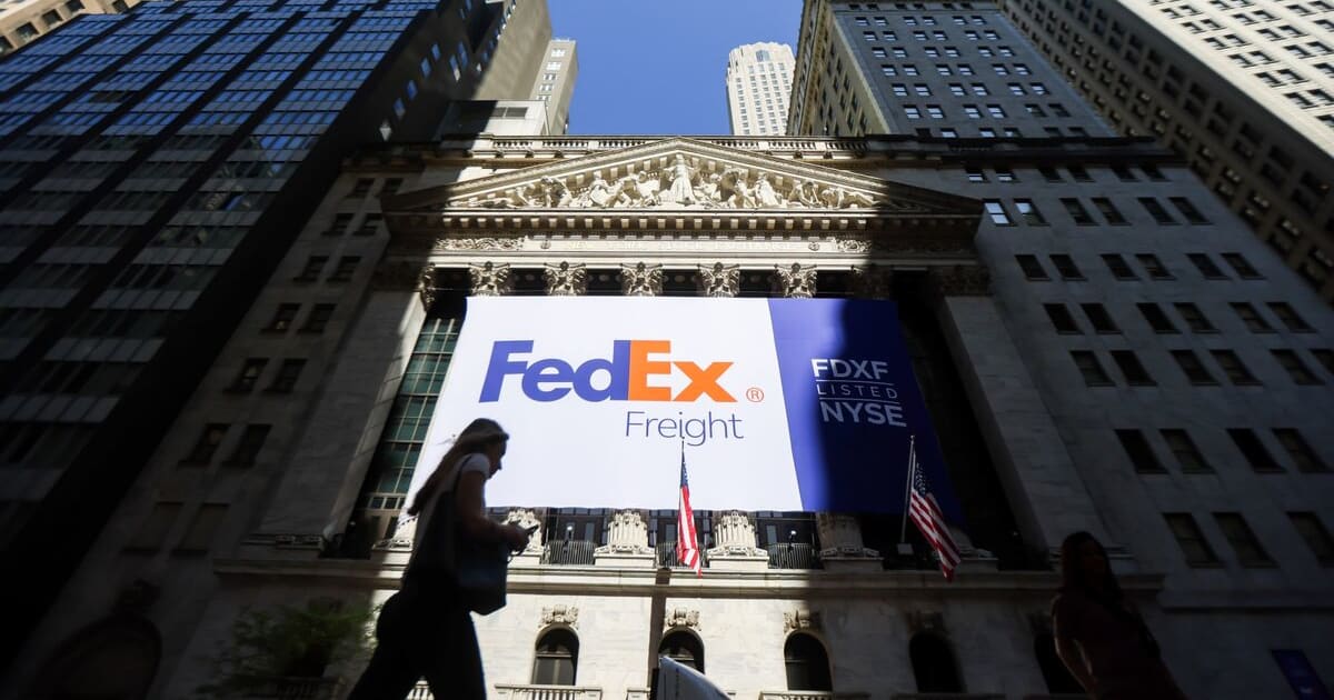 FedEx Freight Spinoff Sell-Off: Impact on Indian Logistics Stocks 2024