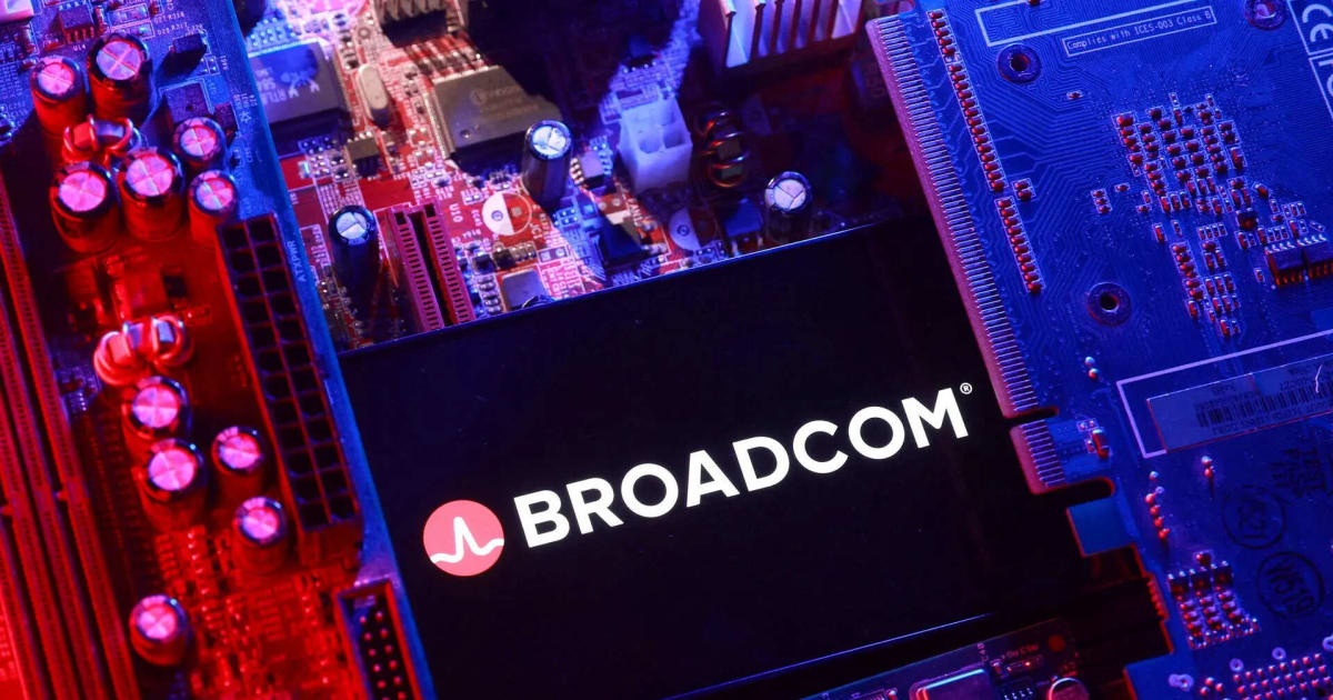Broadcom AI Miss: Why Indian IT Stocks Are Facing a Valuation Reckoning