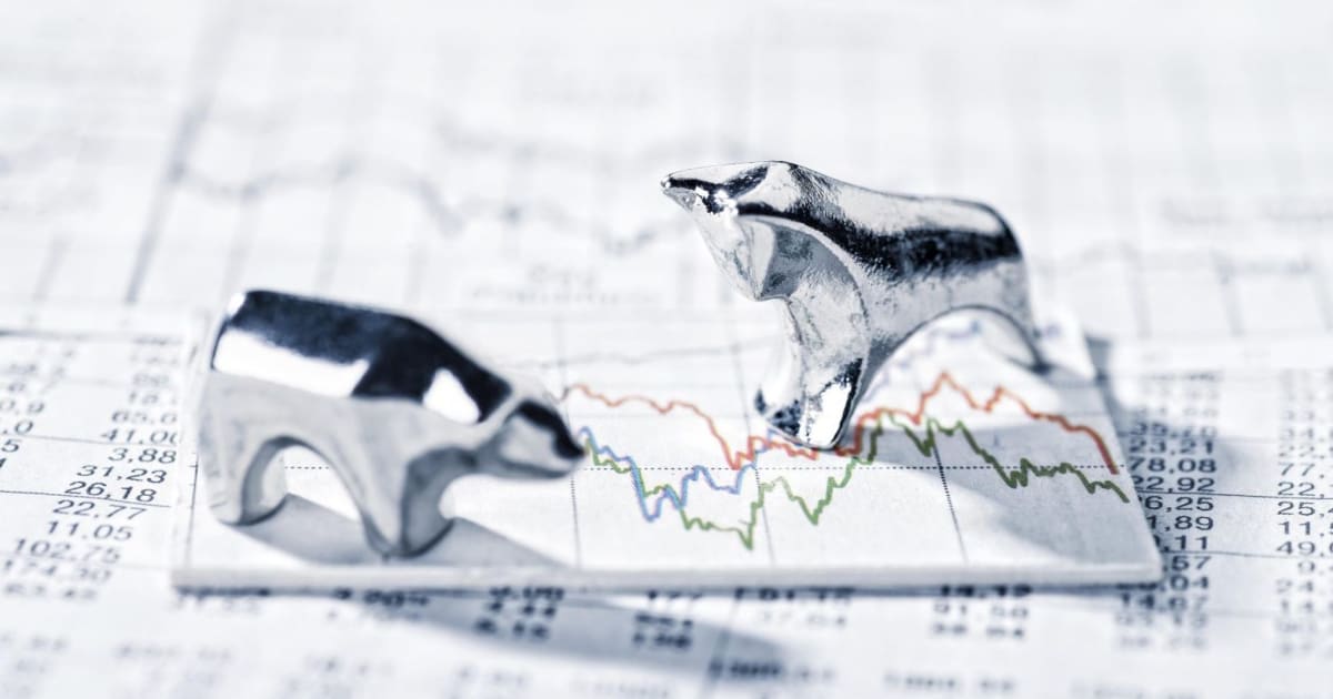Bitcoin Volatility at $63,700: Why MicroStrategy’s Moves Signal a Risk-Off Shift for Indian Equities
