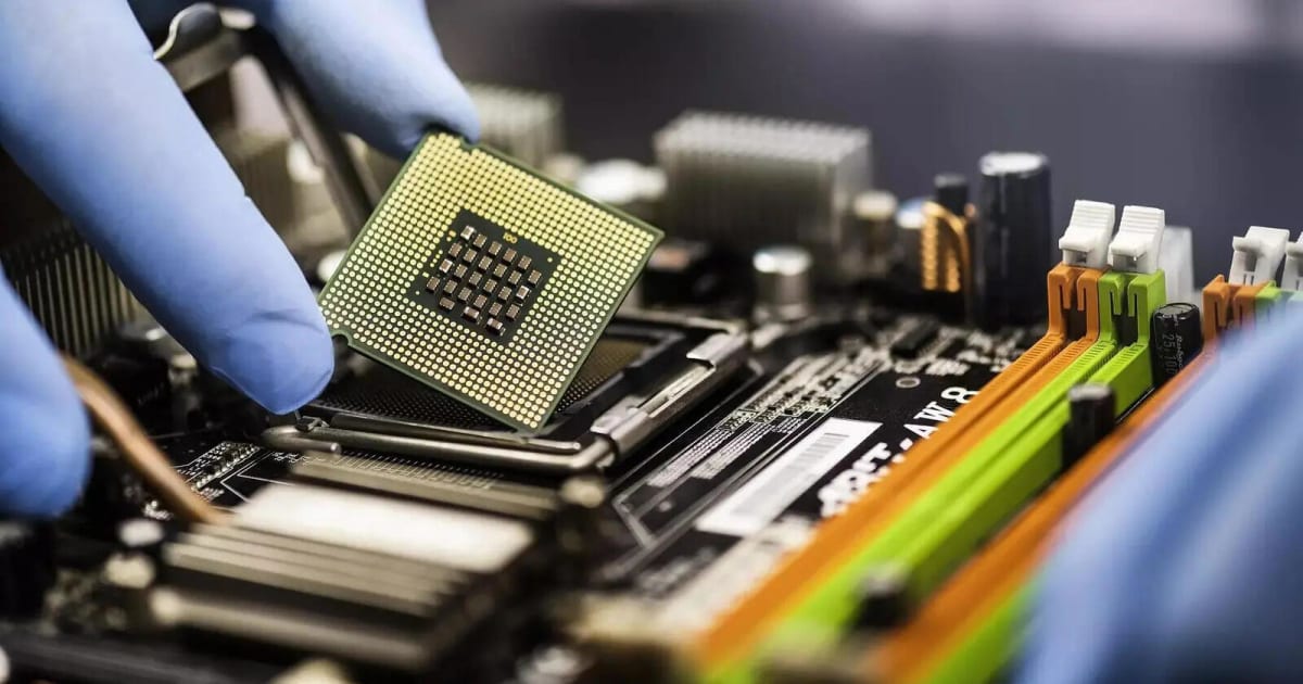 India’s Semiconductor Mandate: A $100B Opportunity for Local Chip Stocks
