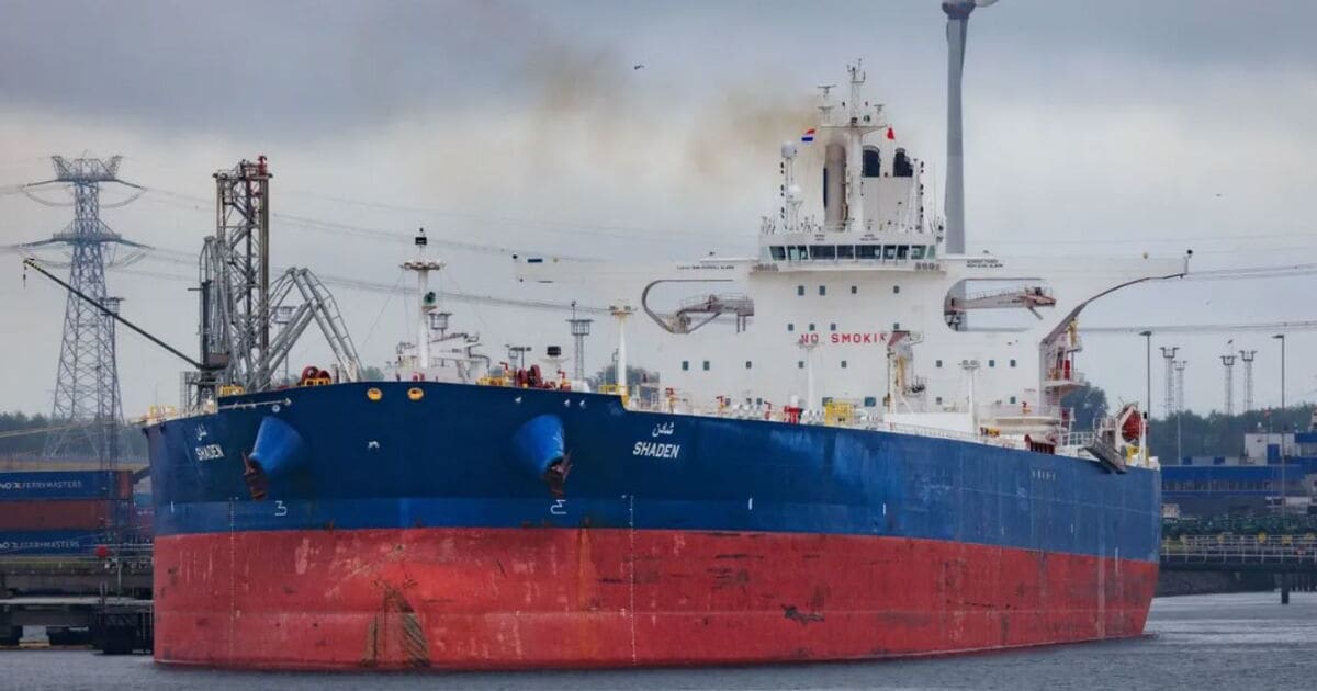 Strait of Hormuz De-escalation: How the Oil Price Drop Impacts Indian Stocks