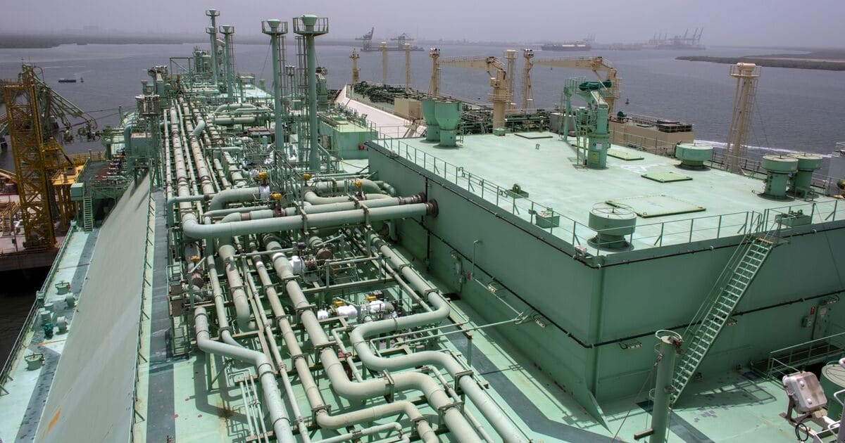 Qatar LNG Expansion: Why Indian Gas Stocks Are Set for a Re-Rating