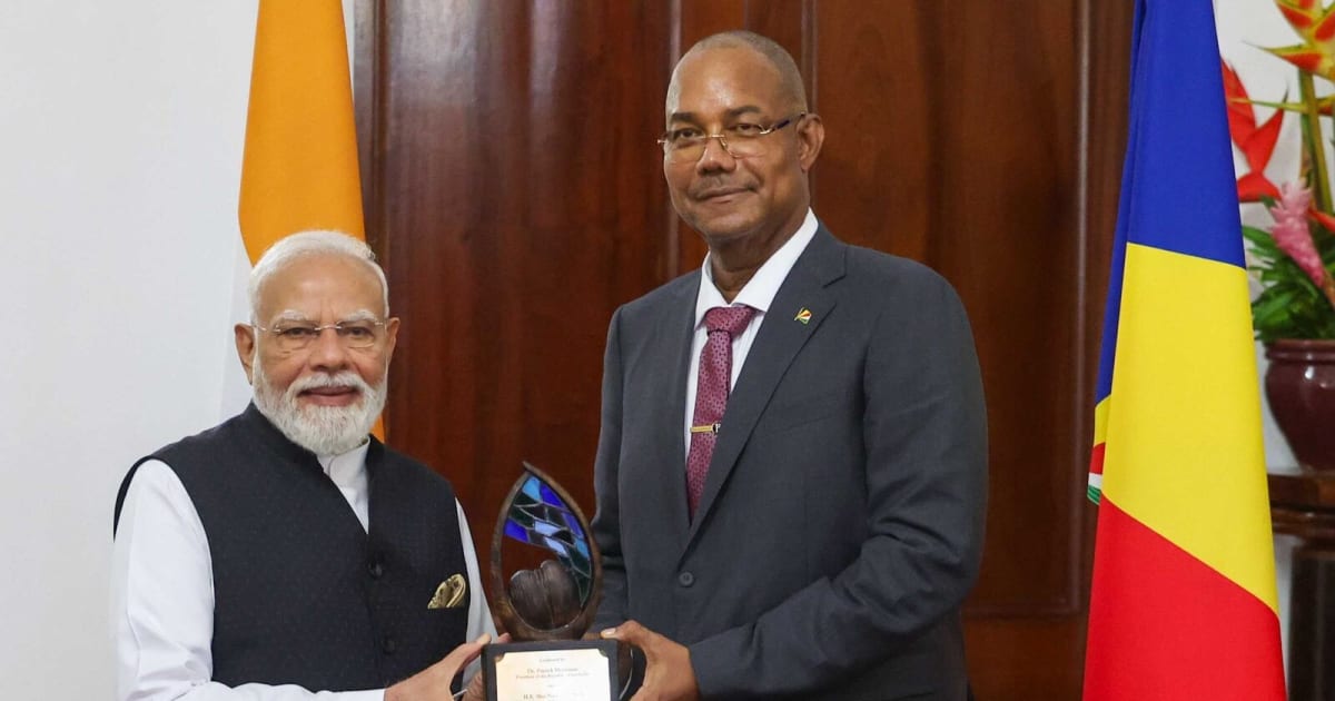 PM Modi’s Seychelles Honor: Why Indian Green Energy Stocks are Set for a Super-Cycle