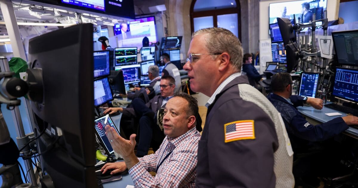 Fed Policy Volatility: How US Manufacturing Data Impacts Indian Stocks