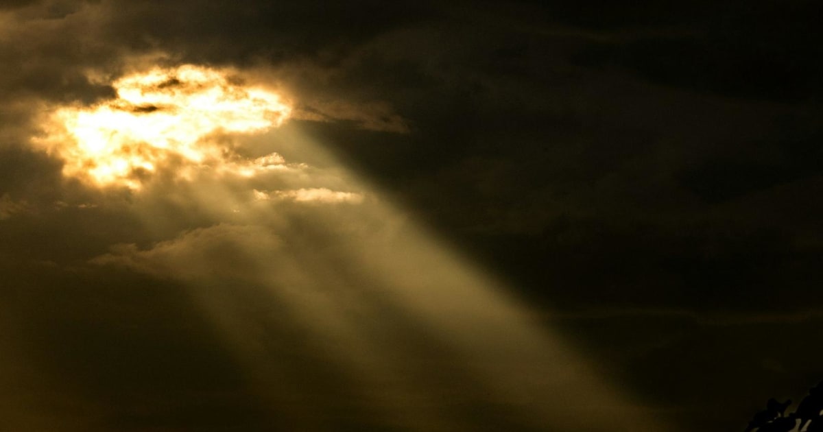 Crypto Liquidity Crunch: Is the $10B Stablecoin Exodus Hitting NSE Stocks?