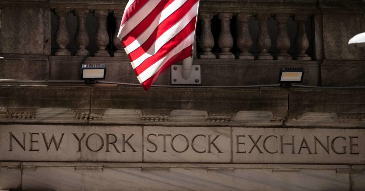 US Bond Yield Surge & Mideast Tensions Trigger India Tech Selloff: What's Next?