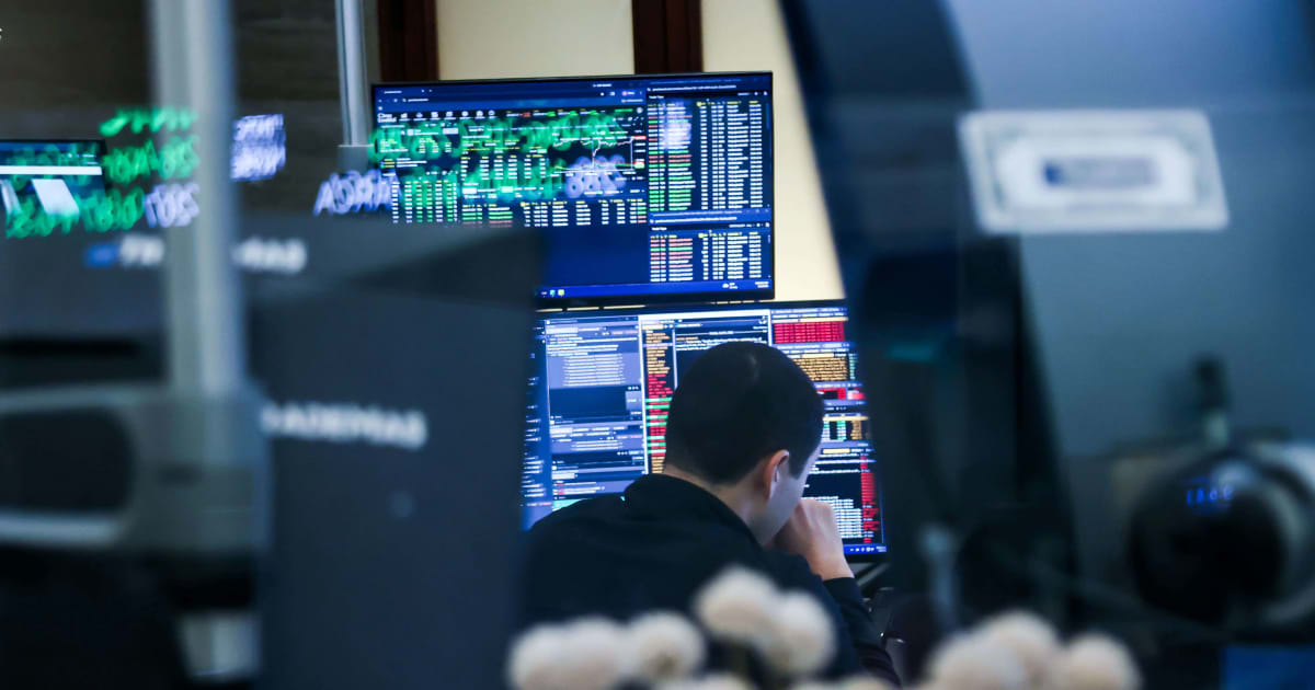 US Jobs Shockwave: Fed Hike Bets Mount, Indian IT & Equities Face Headwinds