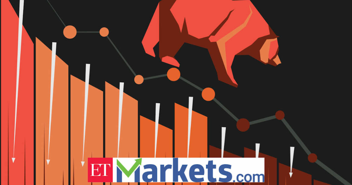 Fed Hikes & Oil Shock: India's Rupee, IT Stocks Face Headwinds. What Now?