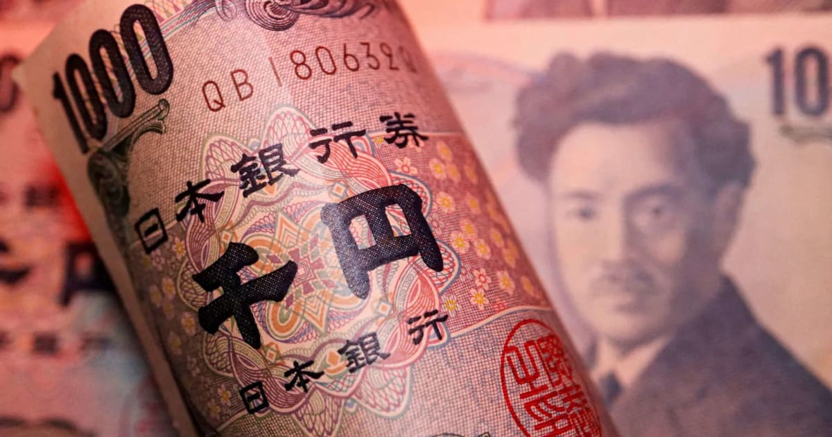 BOJ Rate Hike Dissent: Why Yen Weakness Persists & India's Stock Impact