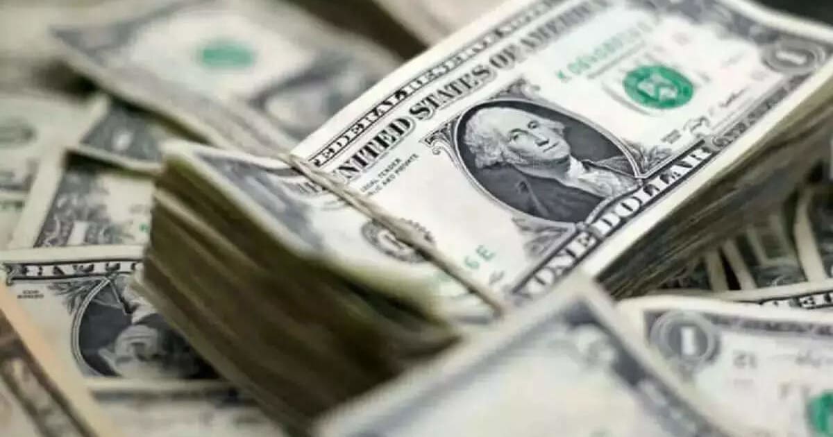 RBI's Record Forex Drain: Rupee Defense & Indian Stock Market Impact