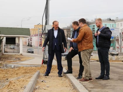 Владимир Ружицкий проверил строительство объездной дороги от стадиона «Торпедо» в Люберцах