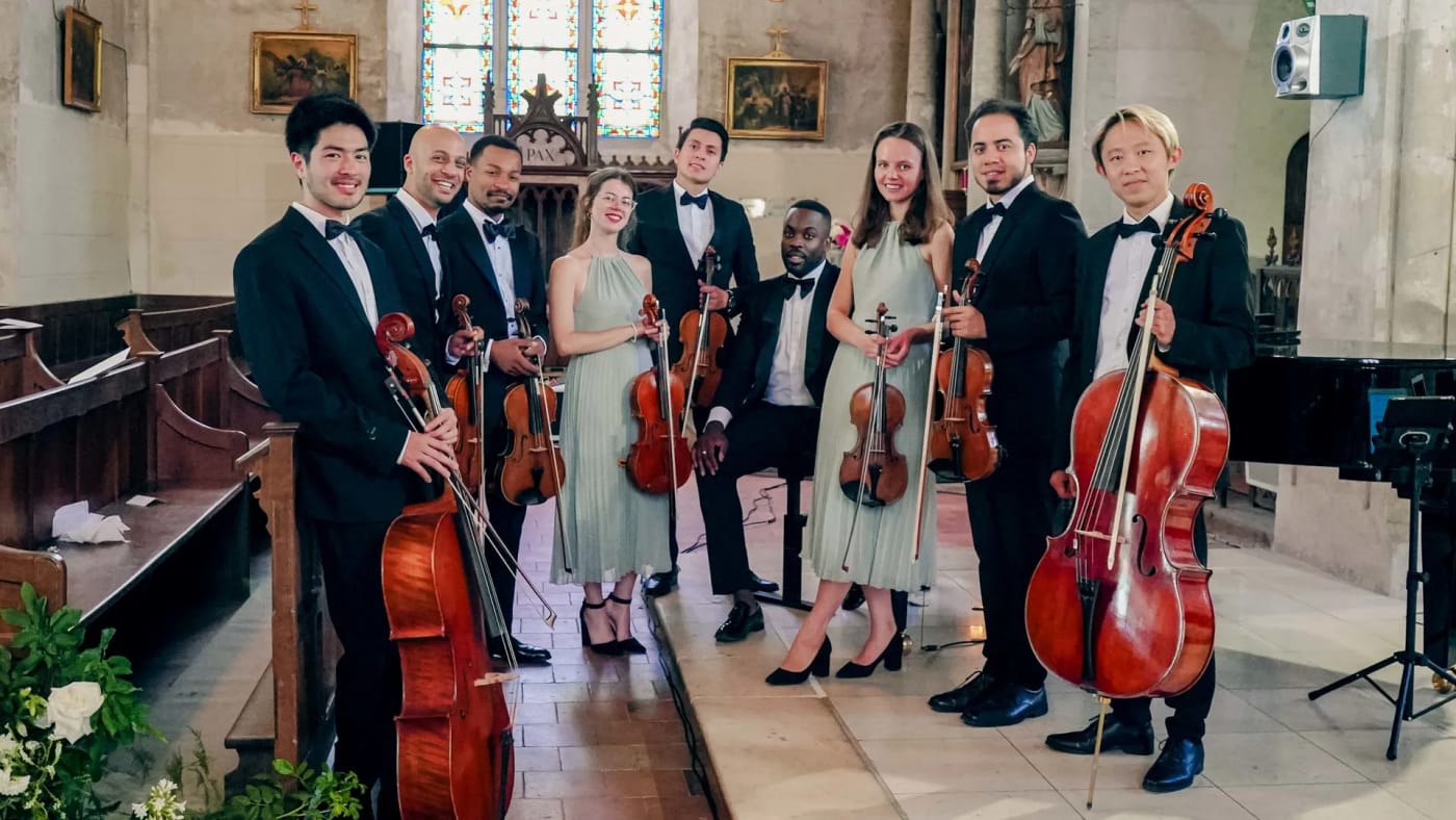 Violinist Paris - Elegant Live Music Atmosphere by Santiago Falcón