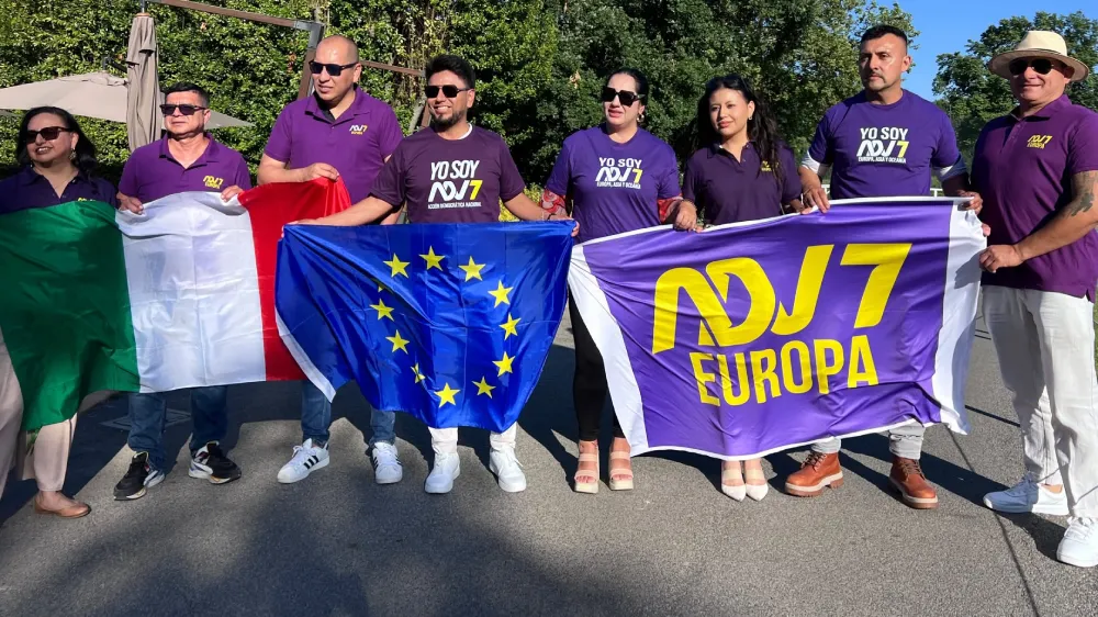 Comunidad ecuatoriana en Europa reunida