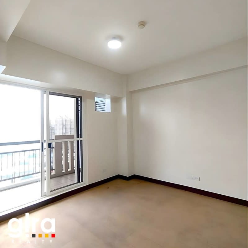SHERIDAN NORTH TOWER (PASIG CITY)