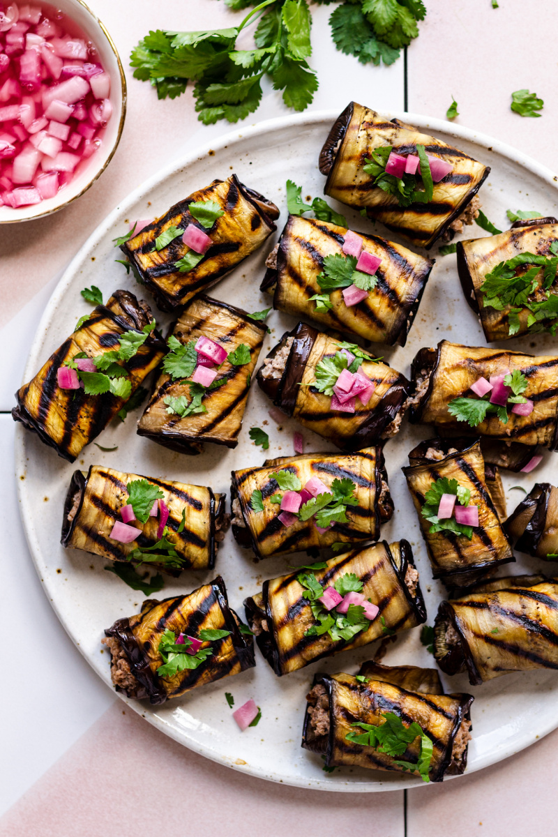 Georgian eggplant rolls (nigvziani badrijani)