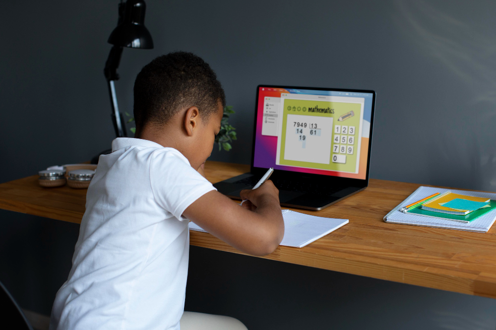 Kids participating in an online coding class