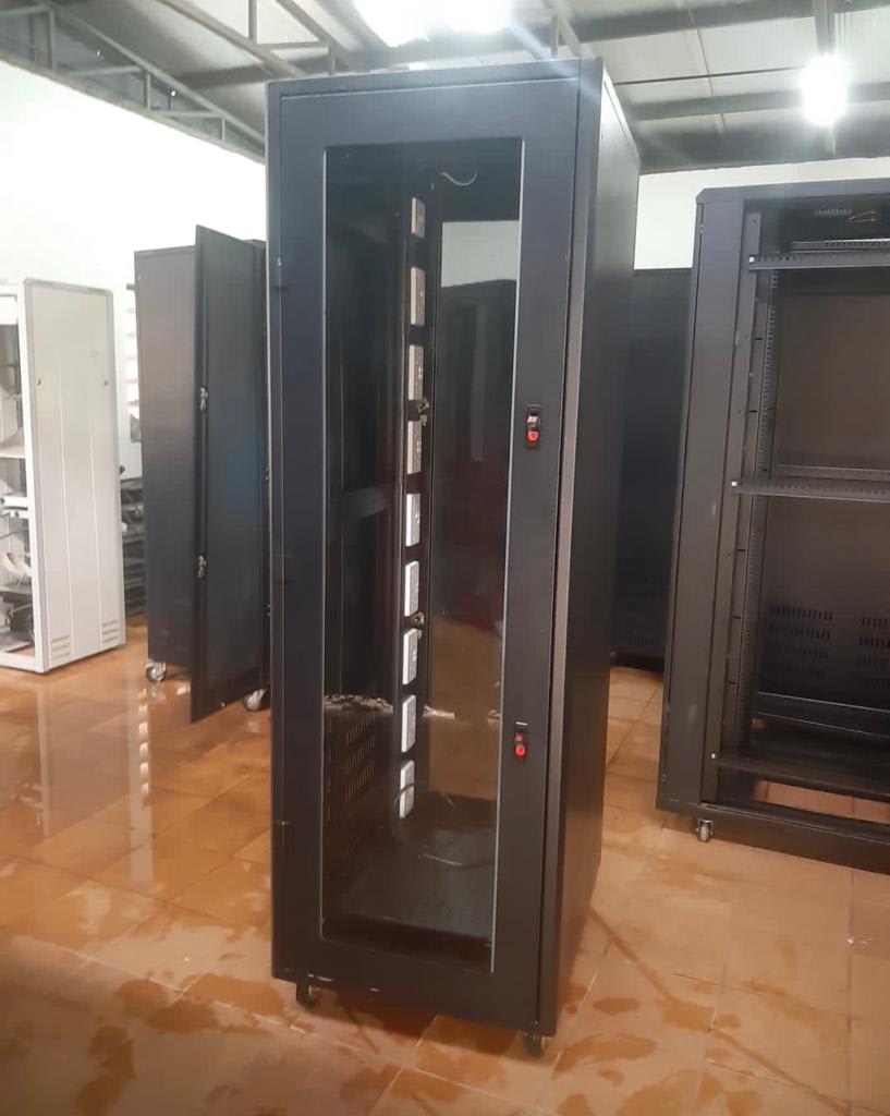 42 U CABINET — Giga Team Solutions, +254 718 811 661