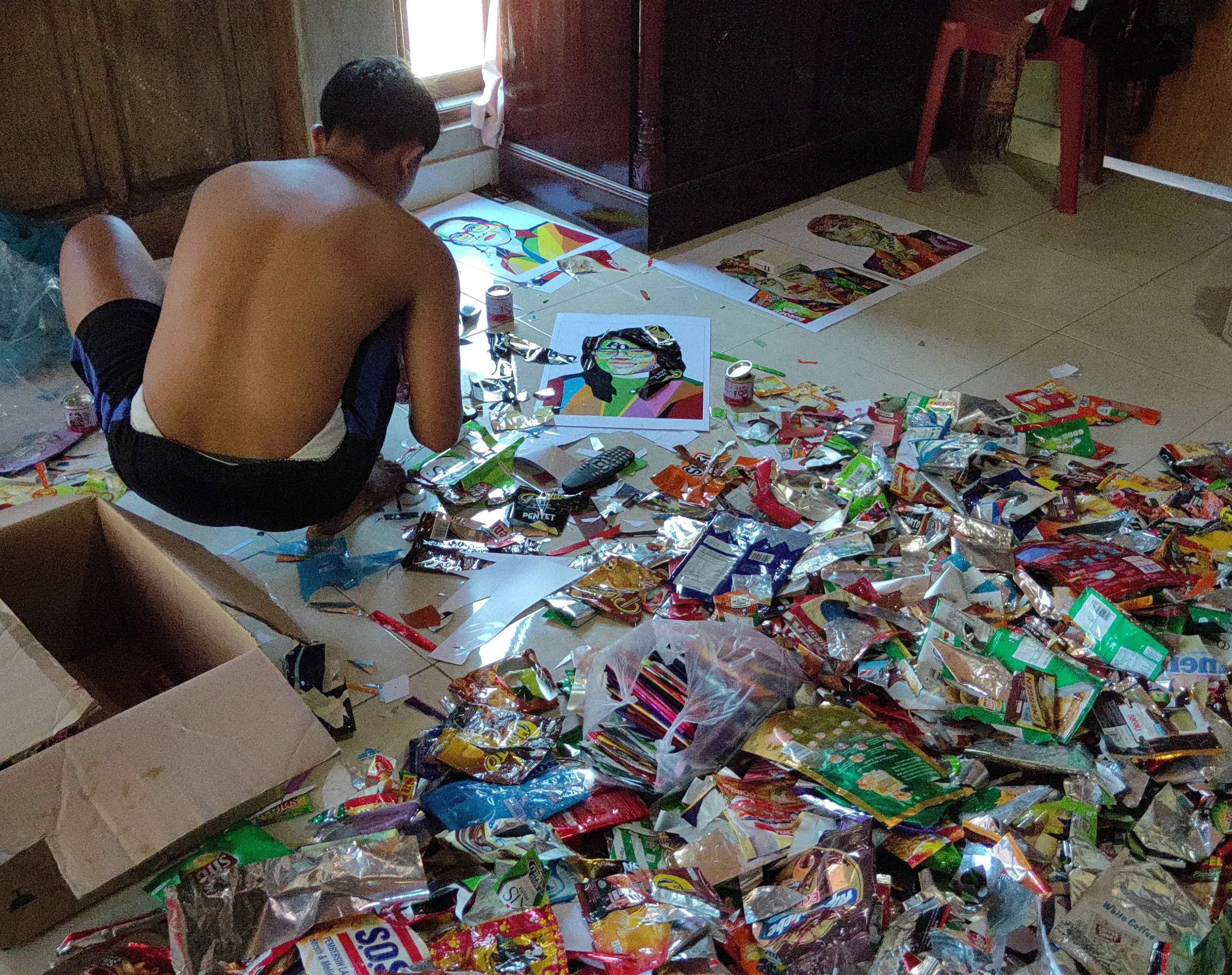 Proses Pembuatan Wajah Plastik