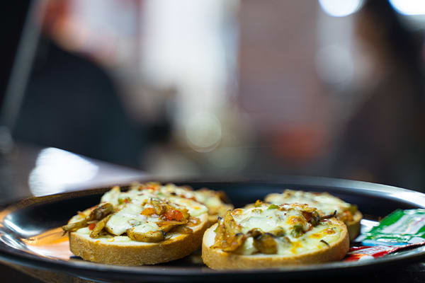HASH-FRIES-(GARLIC-BREAD)