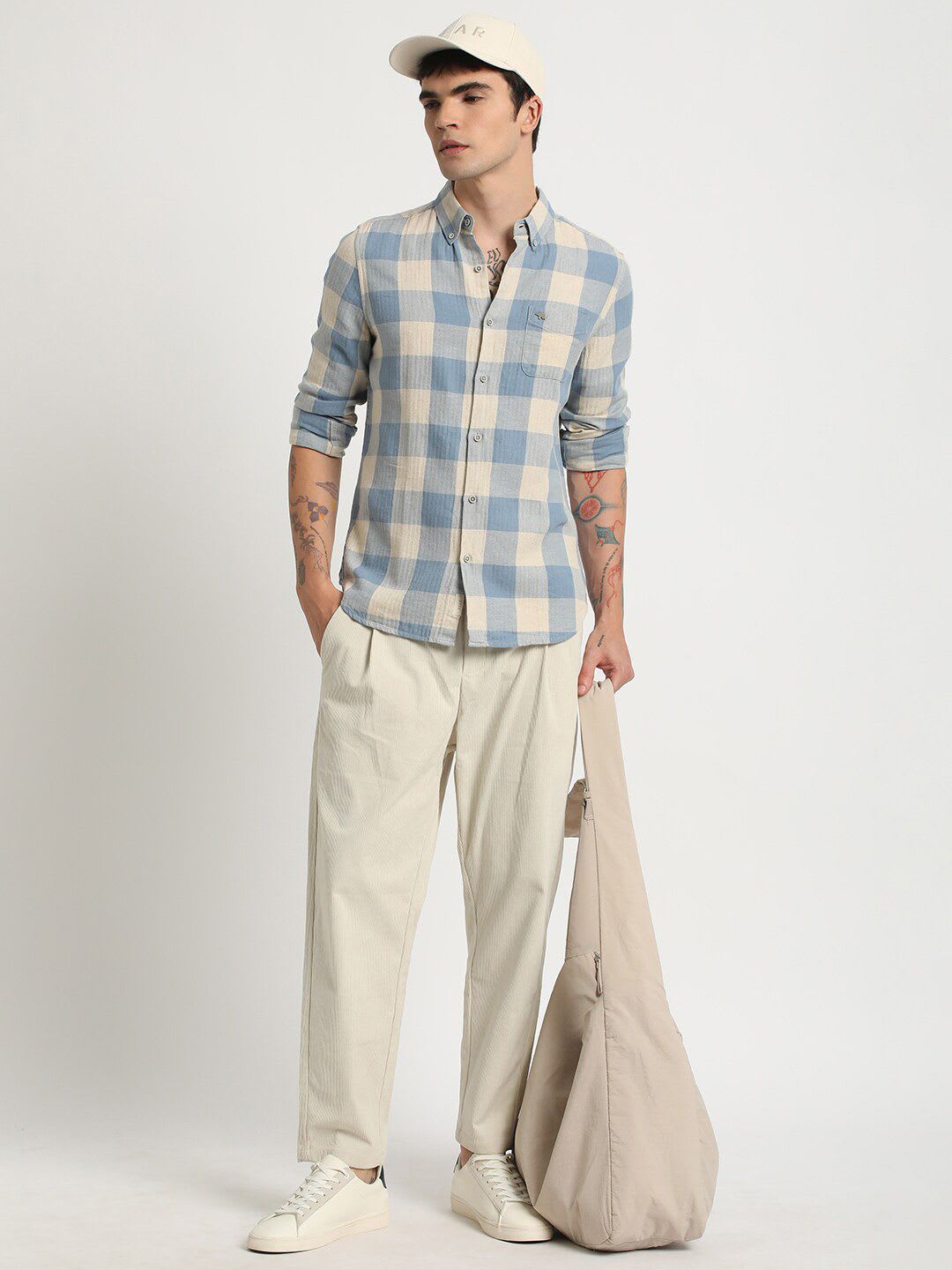 THE BEAR HOUSE Men Windowpane Checked Slim Fit Cotton Linen Shirt - left view