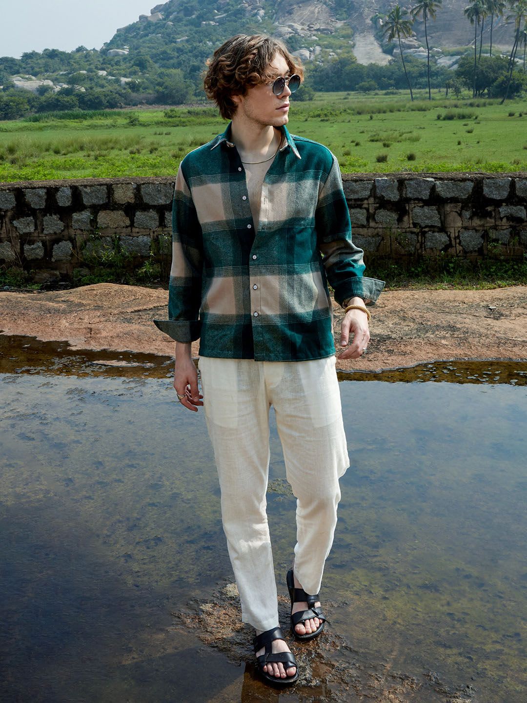 CAHOOT Men Comfort Opaque Checked Casual Shirt - right view