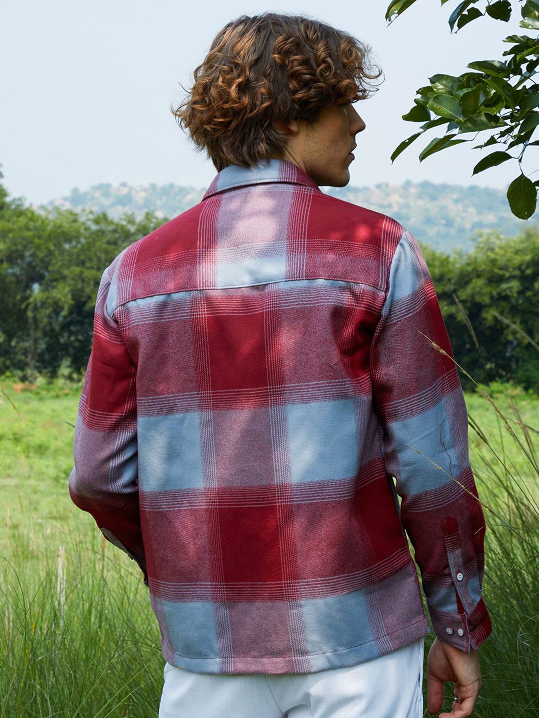 CAHOOT Men Comfort Opaque Checked Casual Shirt - right view