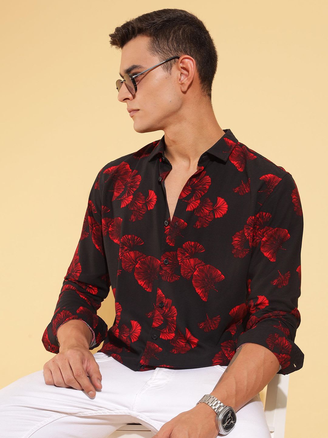 HERE&NOW Men Slim Fit Floral Opaque Printed Casual Shirt - default view