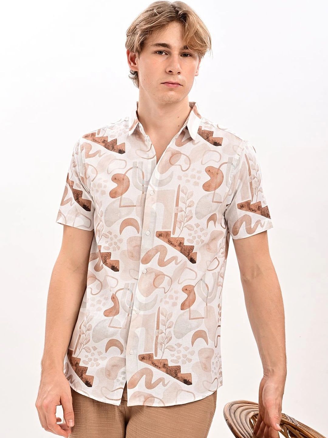 BLUBBER Men Comfort Printed Casual Shirt - default view