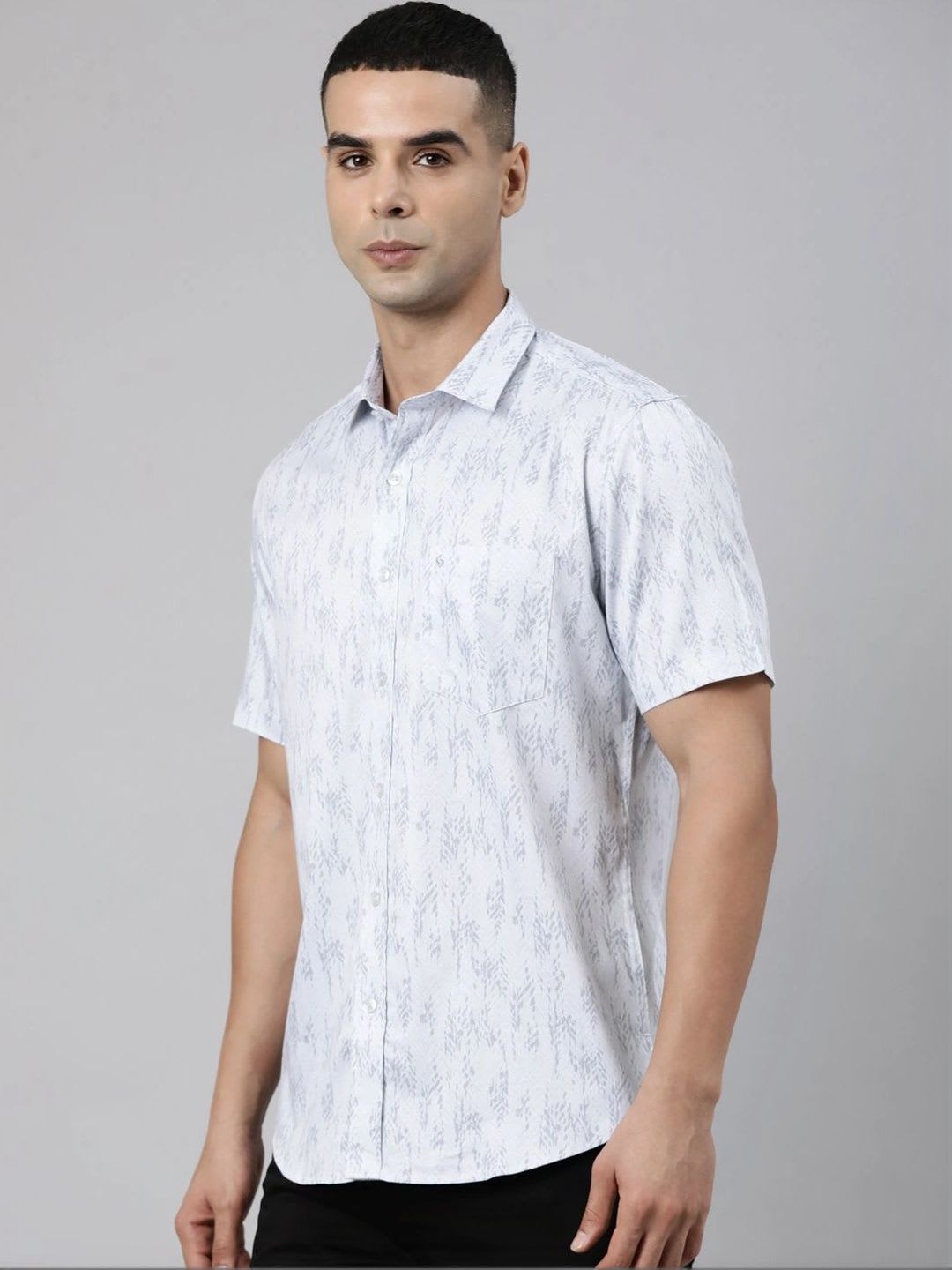 Classic Polo Men Slim Fit Printed Casual Shirt - back view