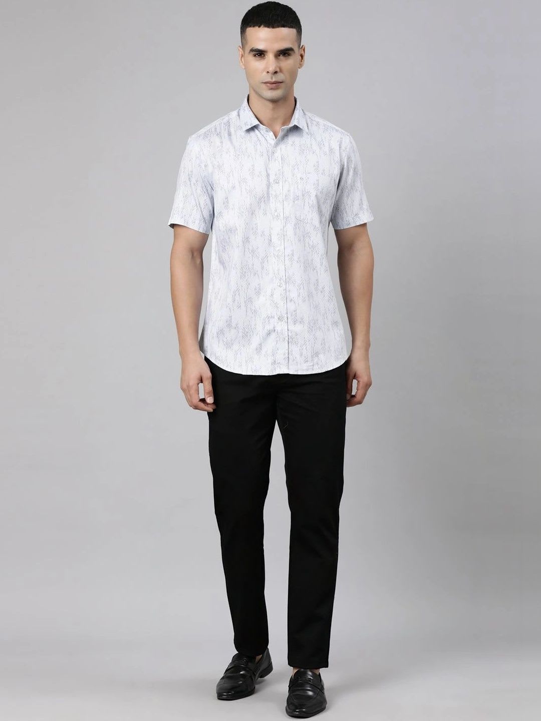Classic Polo Men Slim Fit Printed Casual Shirt - left view