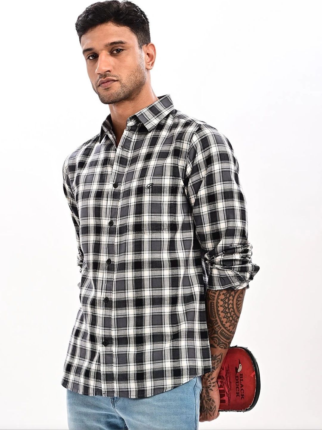 BLUBBER Men Classic Checked Casual Shirt - right view