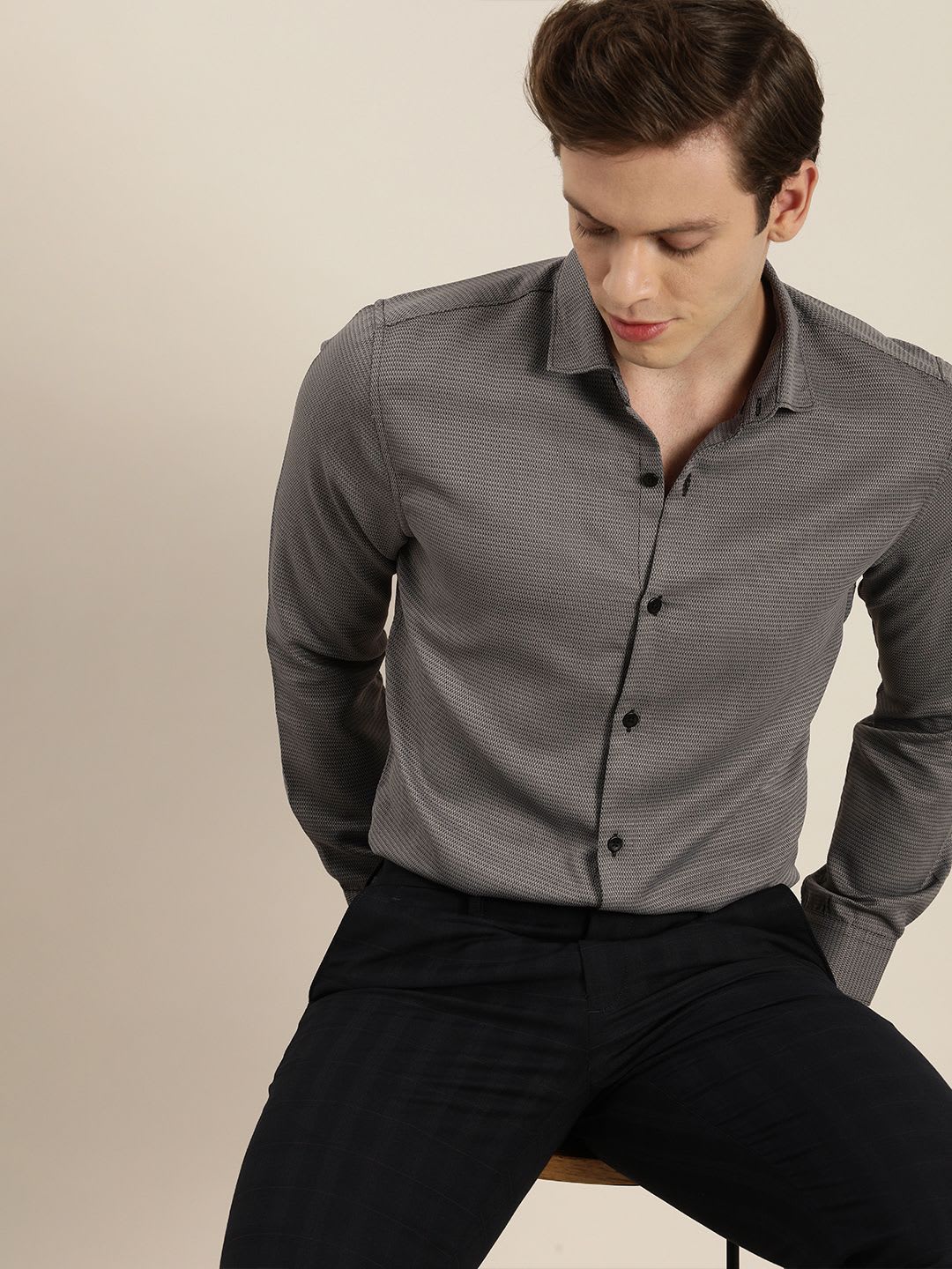 INVICTUS Men Easy Care Grey & Black  Self Design  Formal Shirt - default view