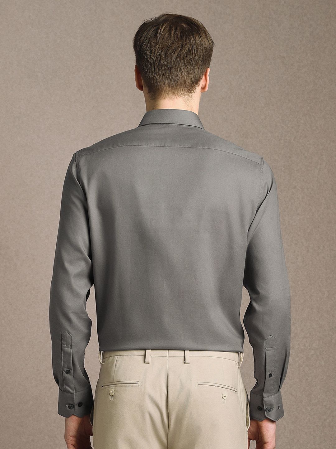 Louis Philippe Men Classic Fit Easy to Iron Premium Cotton Full Sleeve Formal Shirt - right view