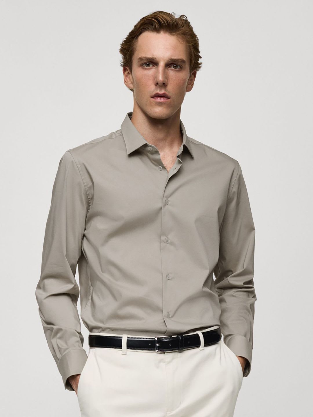 MISCHIEF MONKEY Men Solid Spread Collar Cotton Formal Shirt - default view