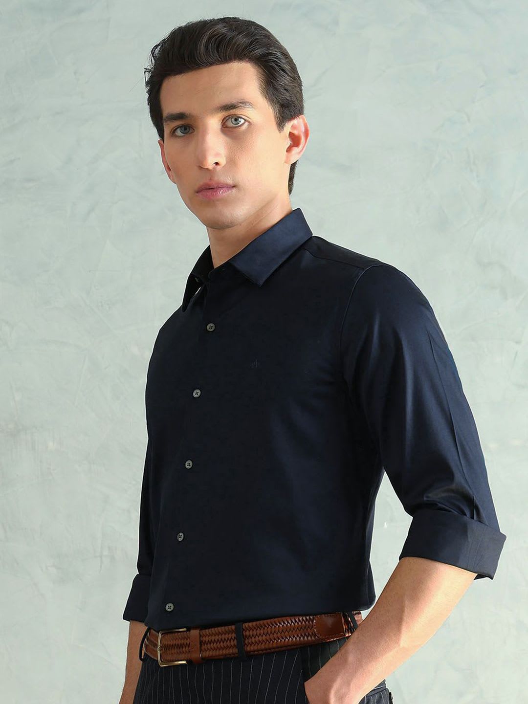 Arrow New York Arrow Newyork Men Slim Fit Smart Satin Shirt - right view