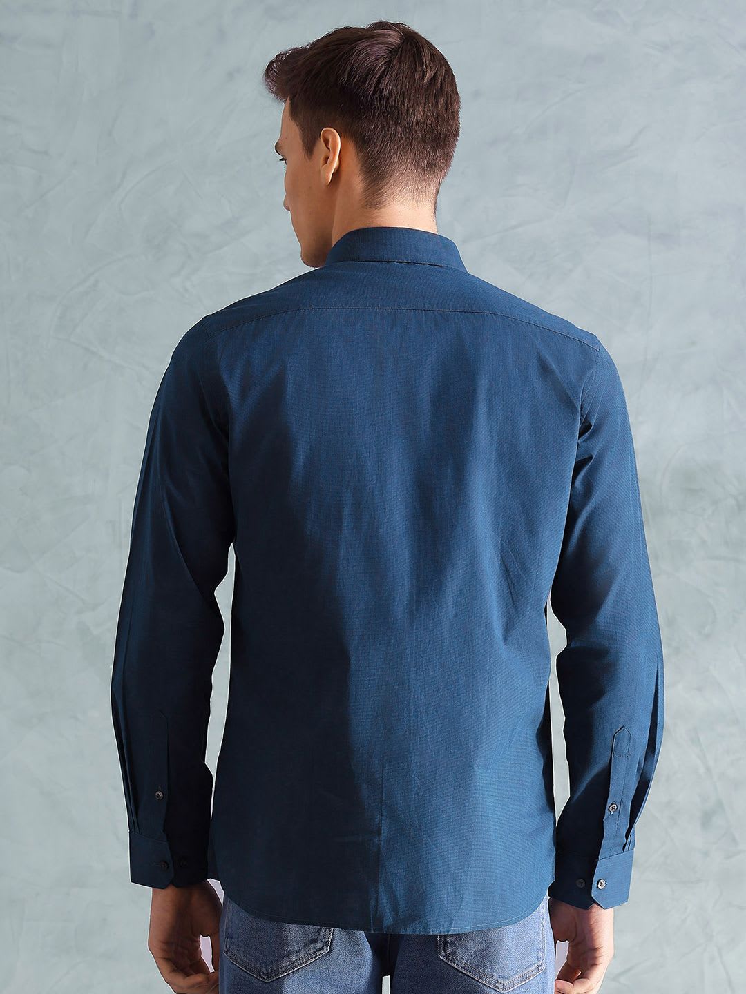 Arrow Men Slim Fit Solid Long Sleeves Shirt - right view