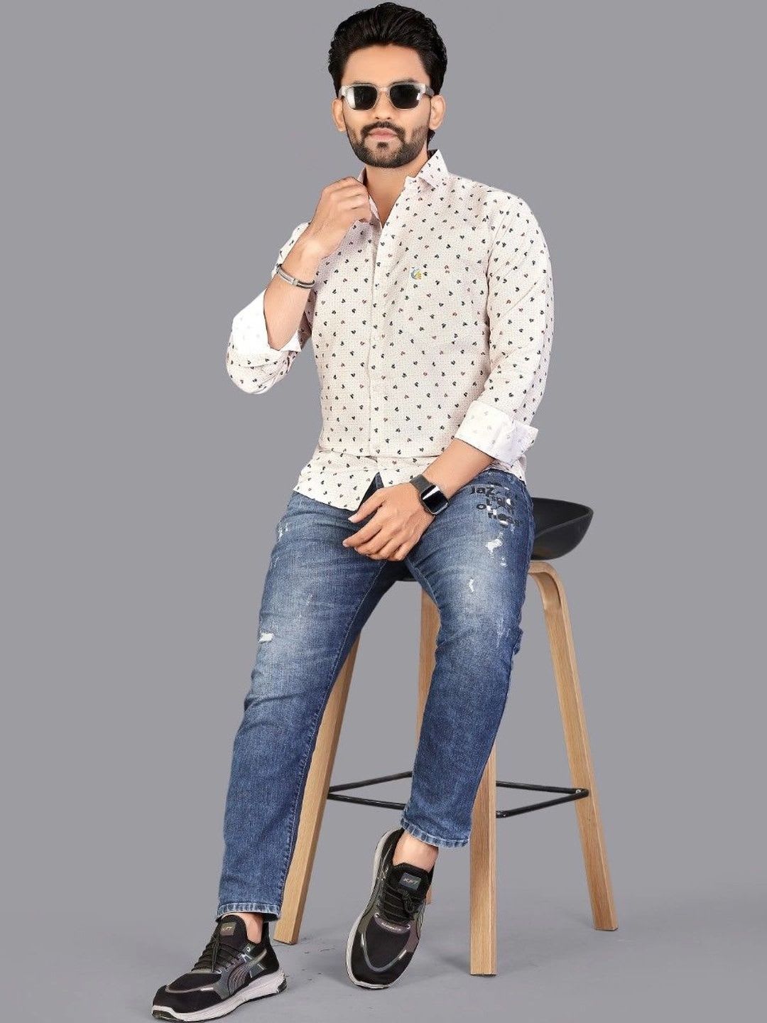 pihu Men Printed Casual Shirt - left view