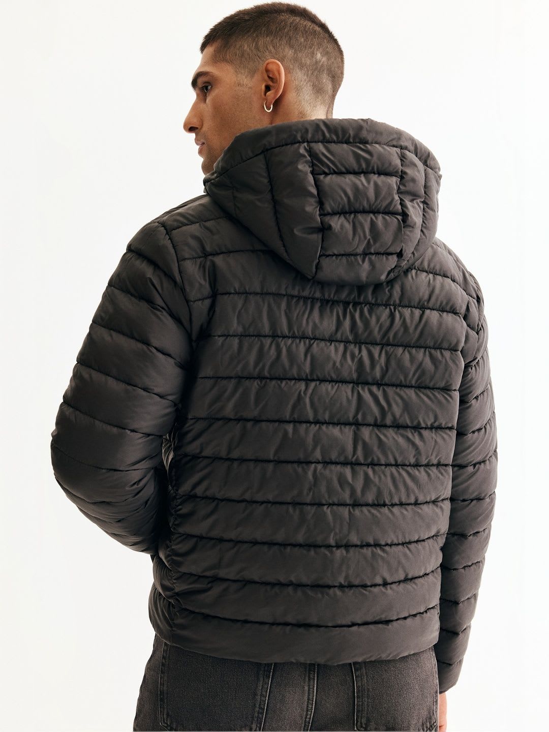 H&M Slim Fit Lightweight Puffer Jacket - right view