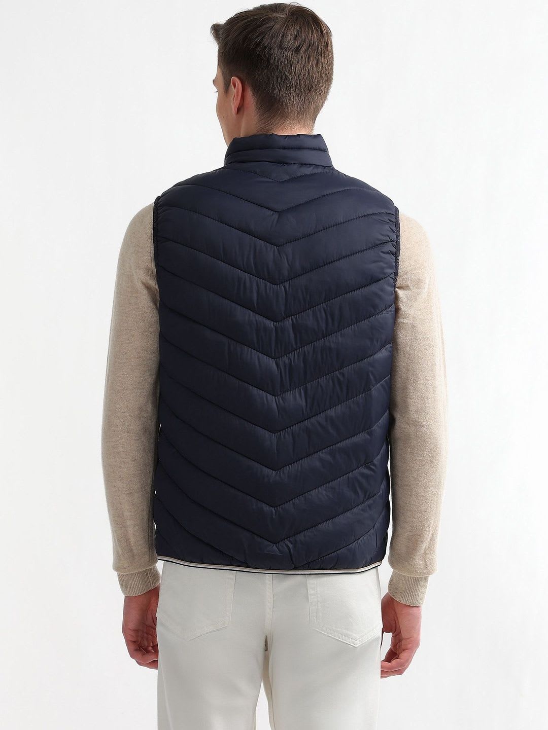 Arrow Sport Men Lightweight Puffer Jacket - right view