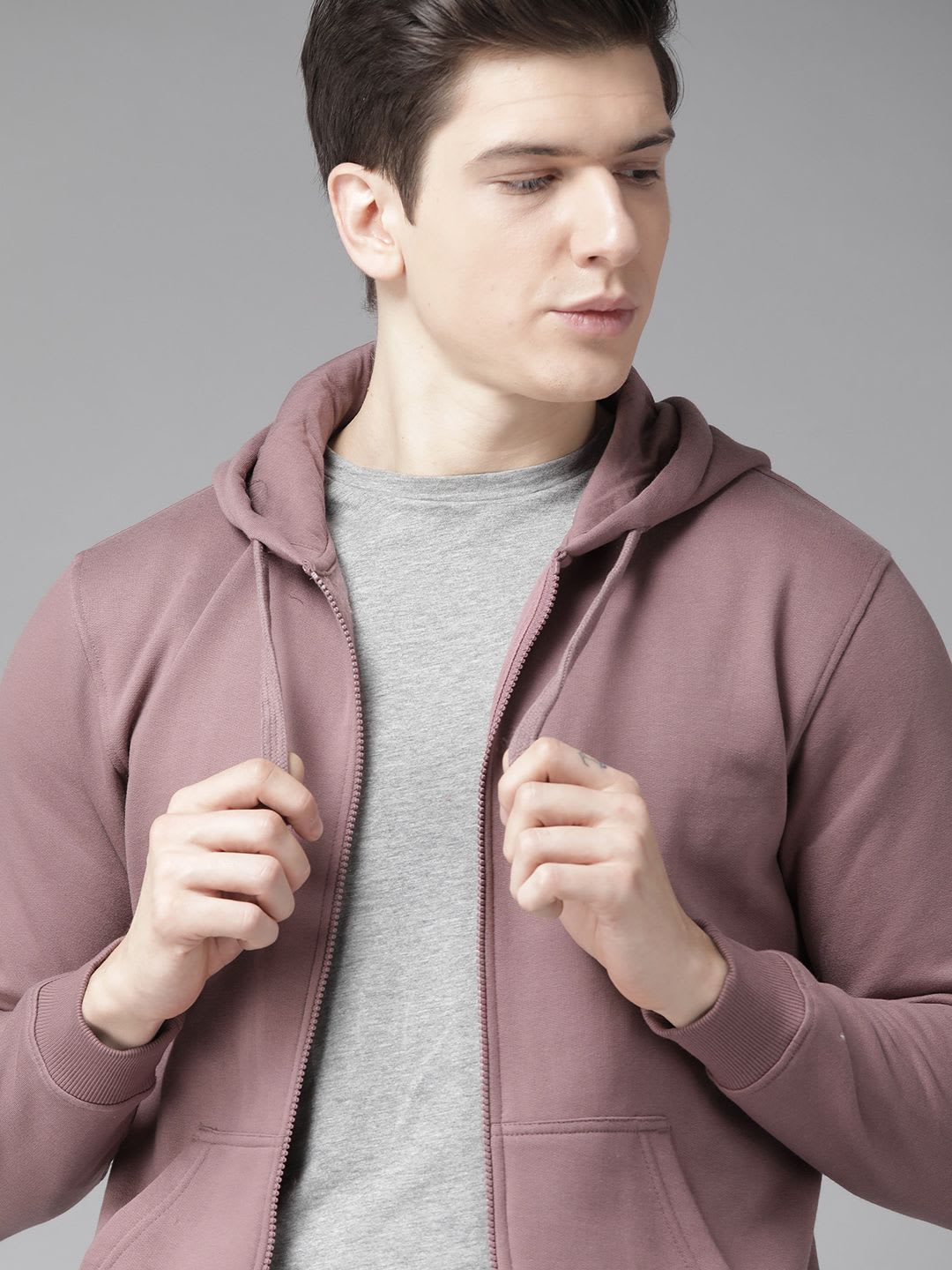 Roadster Men Mauve Solid Hooded Sweatshirt - default view