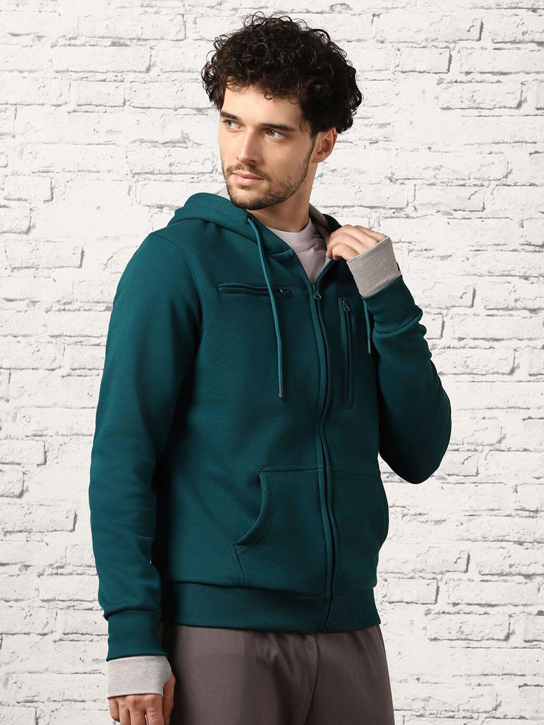 NOBERO Men Multi-feature Travel Hoodie - right view