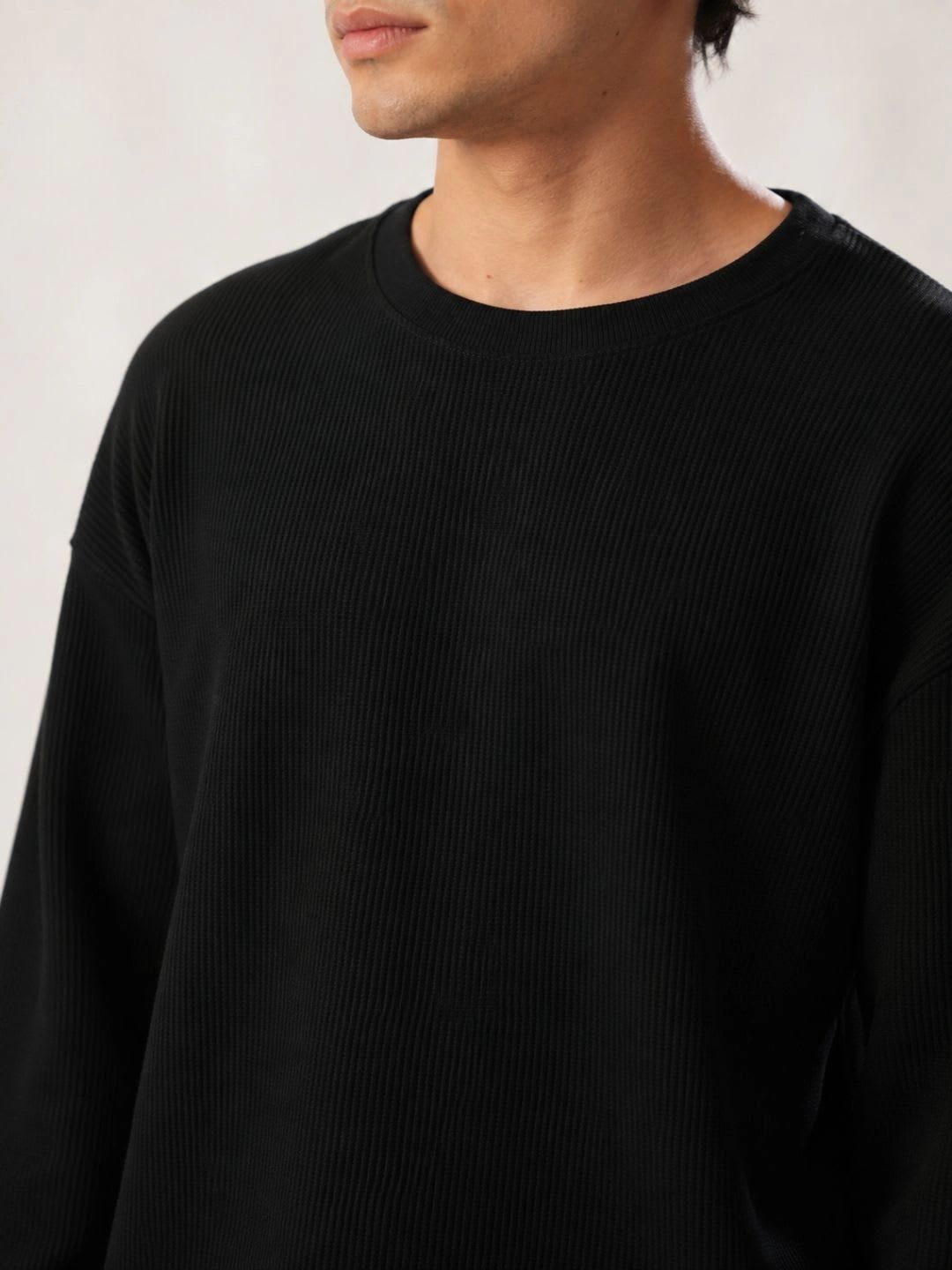 BEOVER Men's Black Boxy Crop T-shirt with Drop-Shoulder - back view