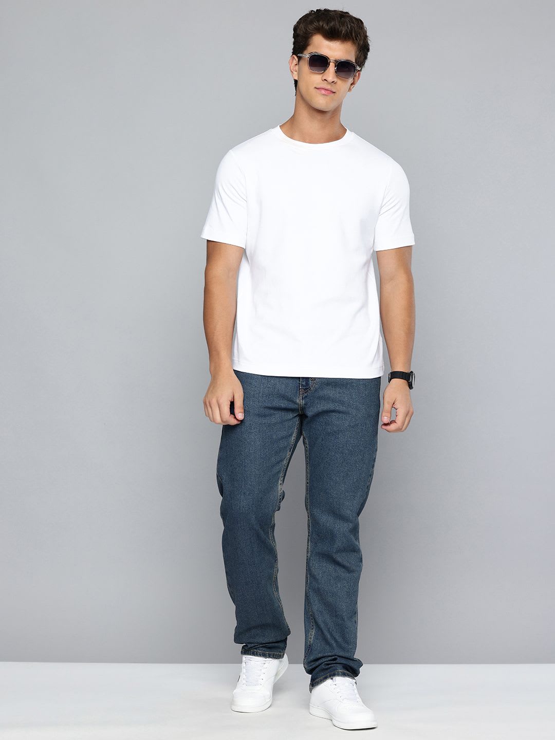Levis Men 505 Regular Fit Mid-Rise Stretchable Jeans - right view