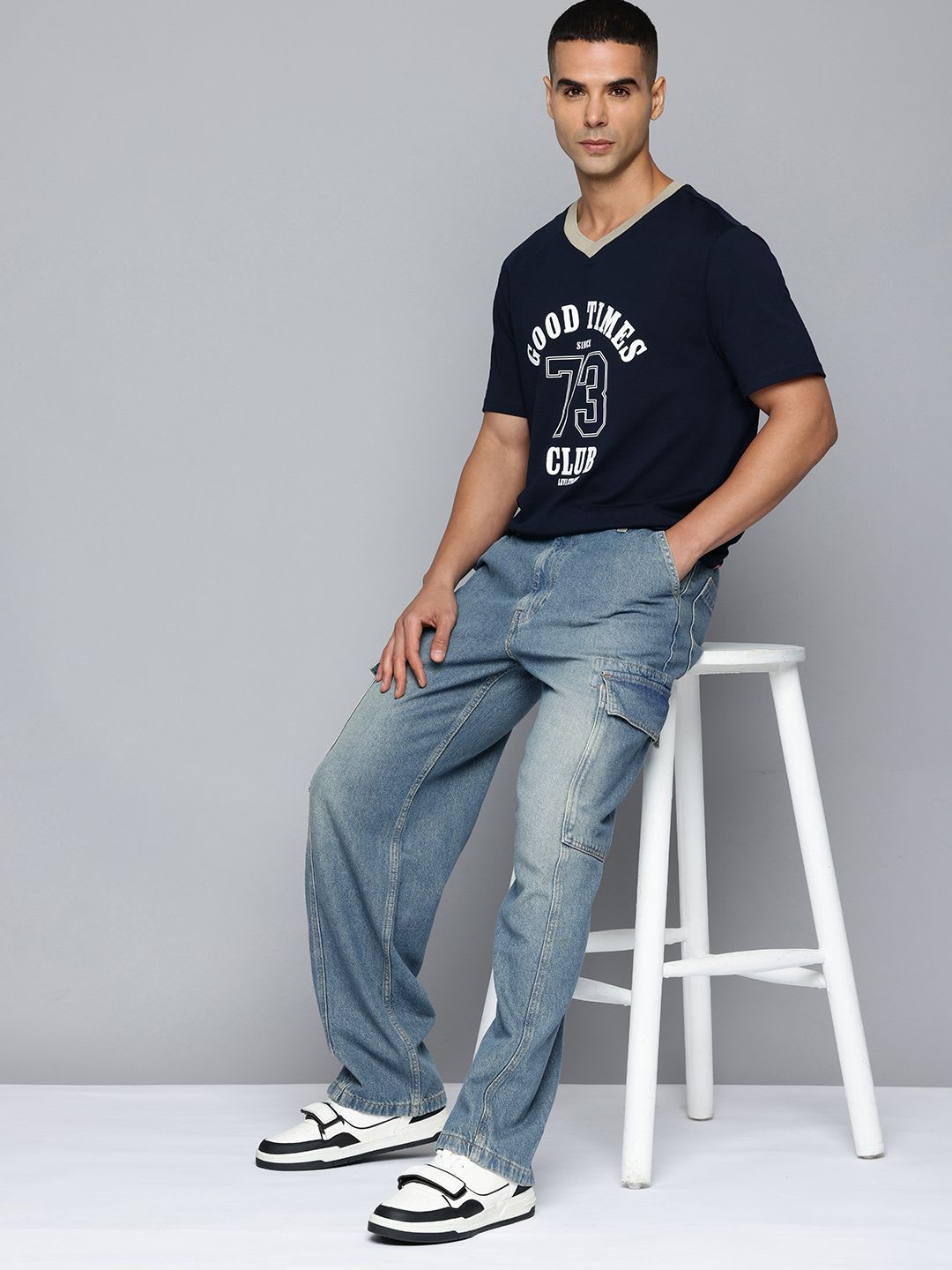 Levis Men 578 Loose Fit Mid-Rise Pure Cotton Light Fade Jeans - right view